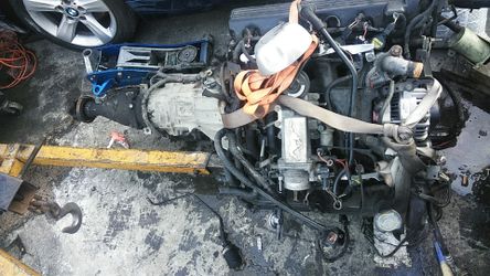 Motor y Transmision Ford Mustang 99 v8