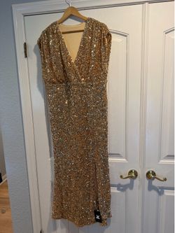 Women’s Gold Full-Length Sequence Dress and Mother of the Bride Dress and Gala Dress