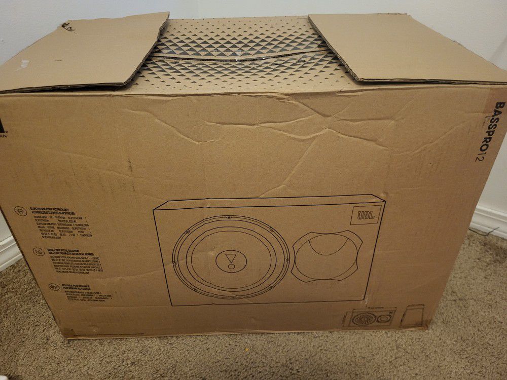 JBL SUBBP12AM - 12” amplified 12” Subwoofer with Sub Level Control, Black

