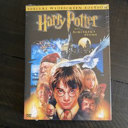 Harry Potter And The Sorcerer’s Stone Widescreen Edition Two Disc Movie Set