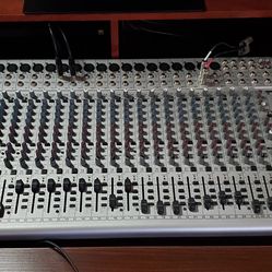 Behringer Eurodesk SL3242Fx-Pro Studio Mixer