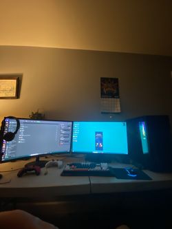 Gaming PC + monitors