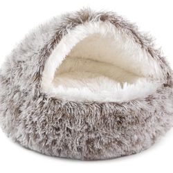 Noyal Round Bed with Cover