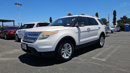 2015 Ford Explorer