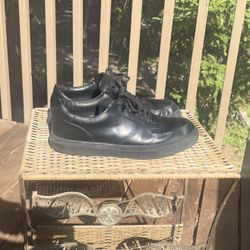 🔥 Thursday Boots Jet Black Court – Size 11.5 | Clean, Premium Style