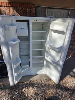 Frigidaire French door refrigerator