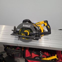 Dewalt 20v Flexvolt Saw