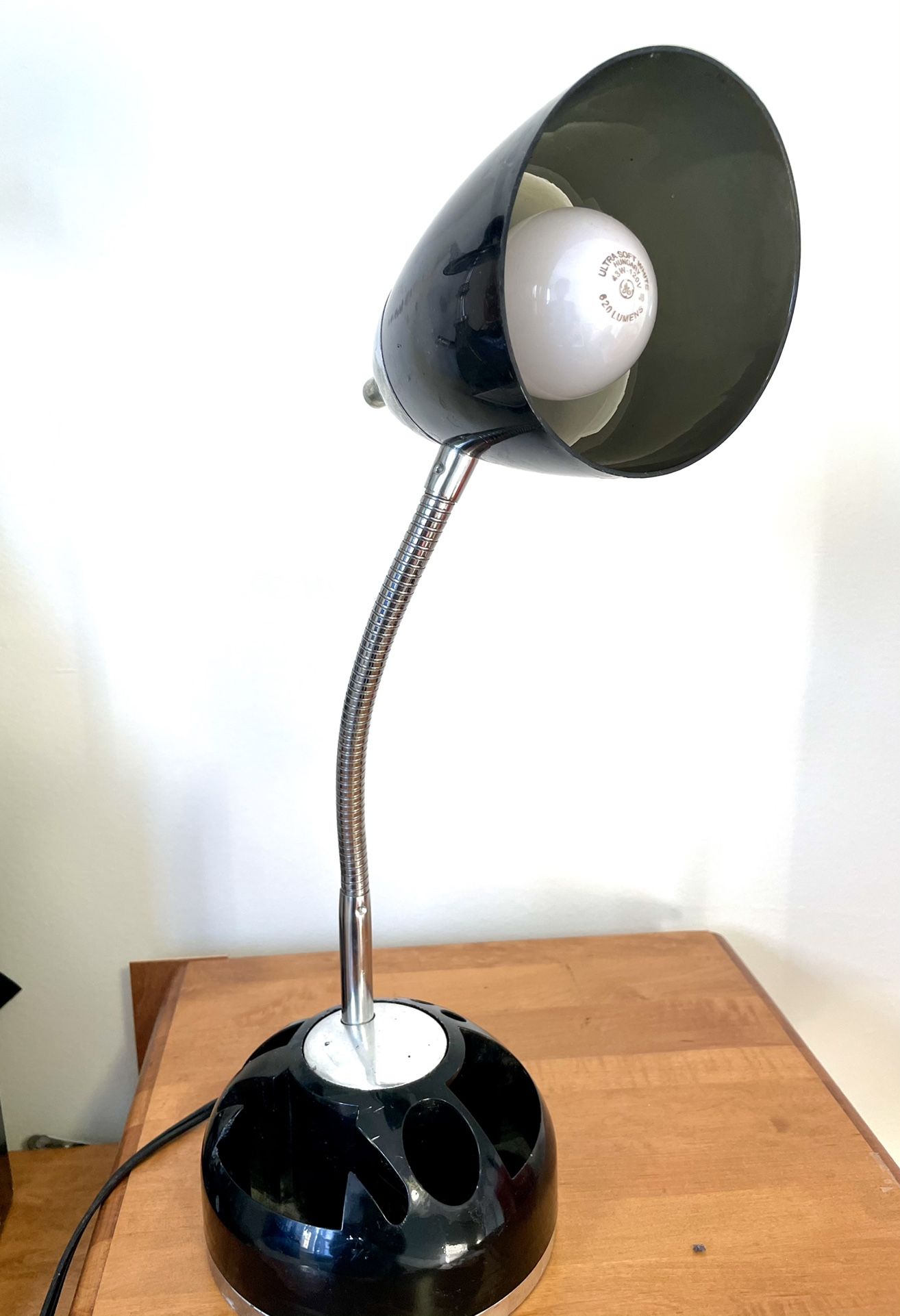 Table Lamp W/ Utensils Holder