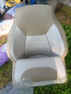 Captain boat seat