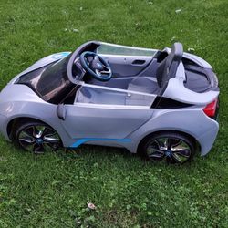 Kids Electric Ride-On BMW  i 8 Concept Spyder