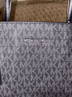 Micheal Kors Black / Grey Medium Tote Bag
