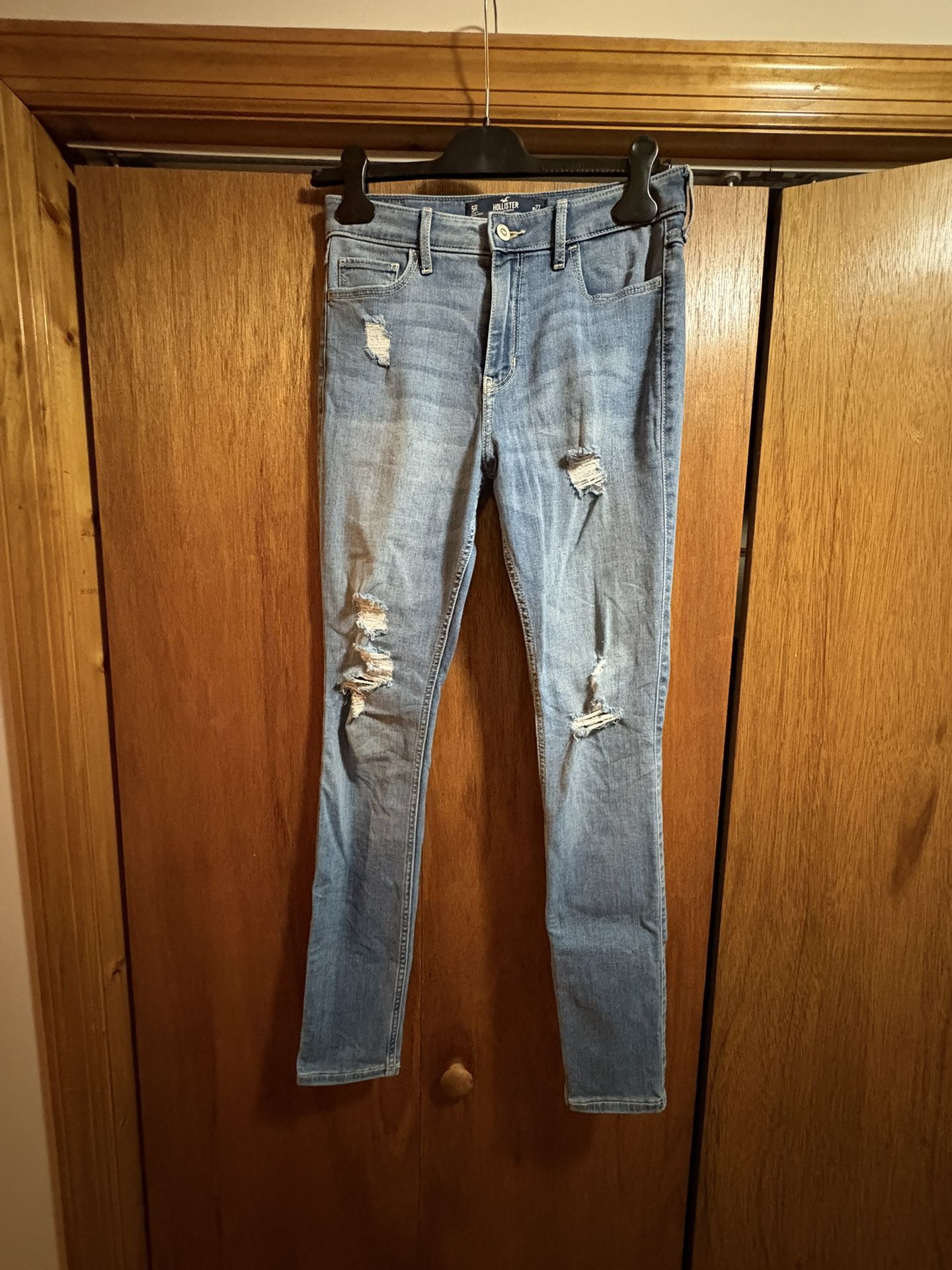 Hollister High-Rise Super Skinny Jeans