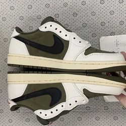 Jordan 1 Retro Low OG x Travis Scott "Medium Olive"