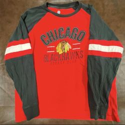 Chicago Blackhawks T Shirt Mens XL Red and Black Long Sleeve