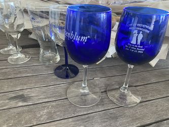 City Of Brentwood Wine Glasses 