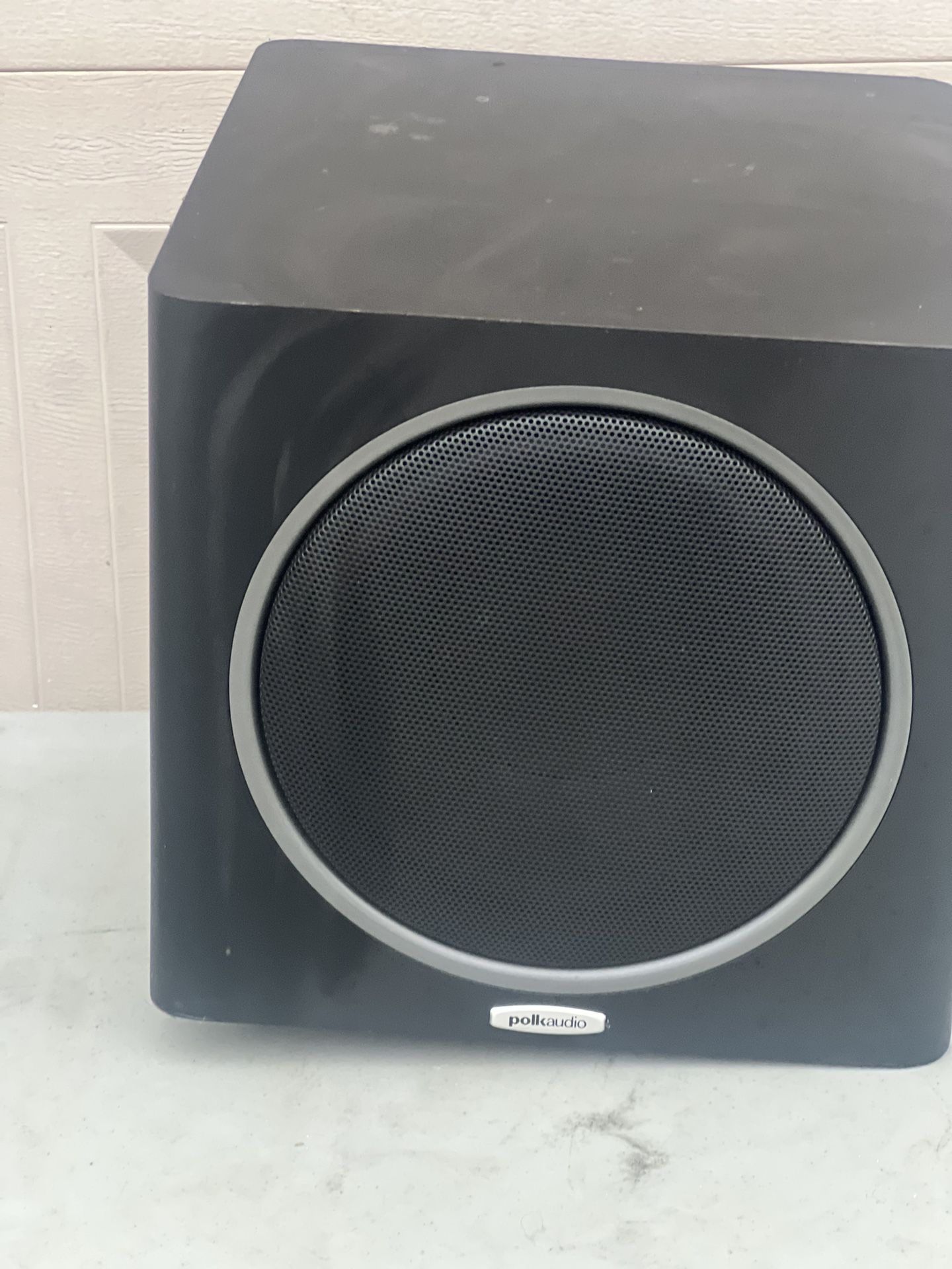 Polk Audio PSW110 Powered Subwoofer Home Theater Sub Audiophile- Fully Tested!. Used in good condition with minor cosmetic blemishes. These blemishes