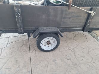 4×8 trailer everything working
