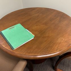 Round Table With Chairs