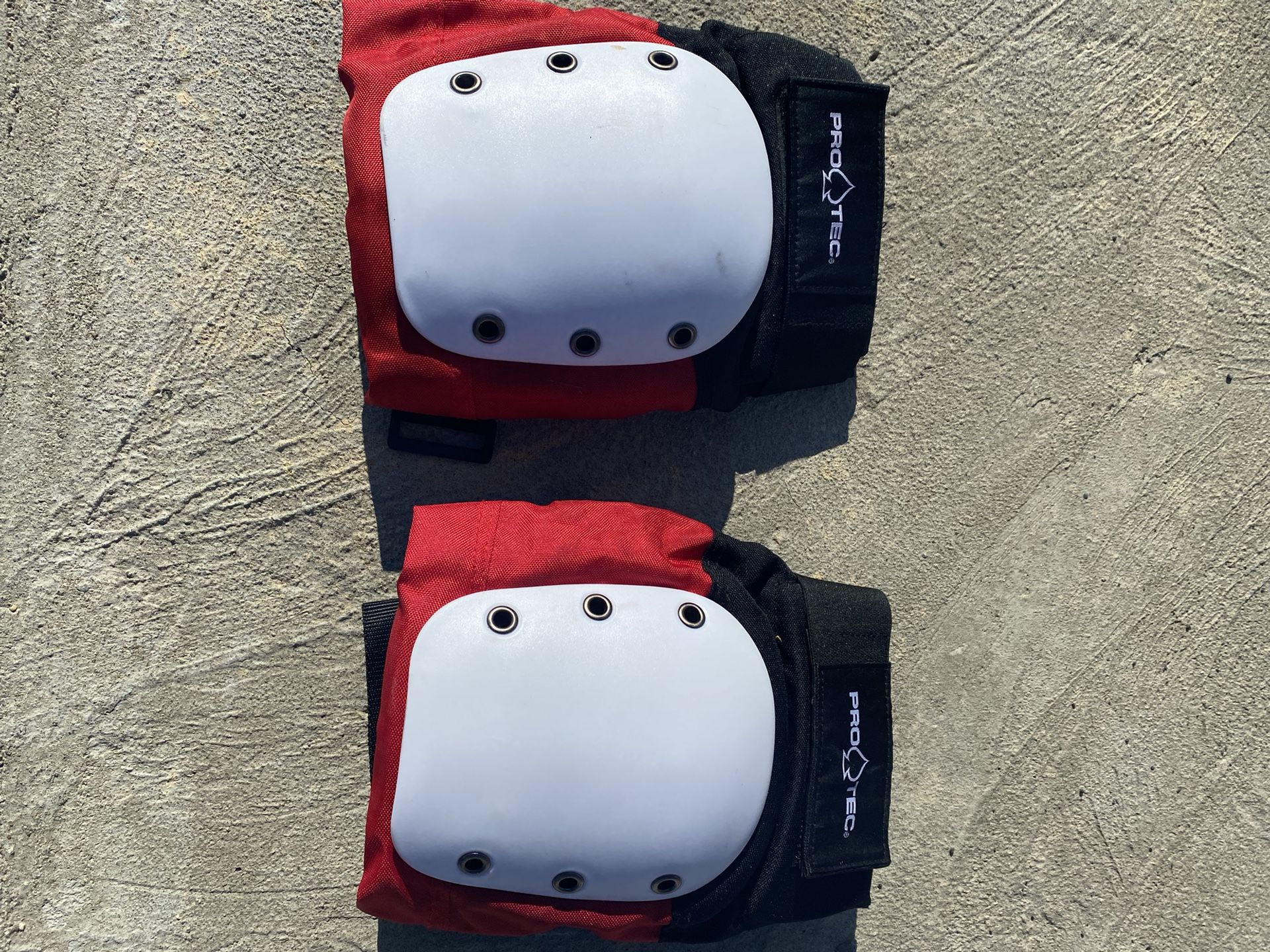 Pro Tec Skateboard Street Knee Pads Red/White/Black 