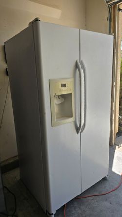 Refrigerator l