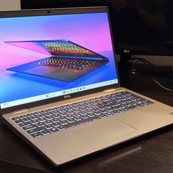 Dell Latitude 5550 15.6"  Ai Boost Intel Core Ultra 5 125U  16 GB - 512  GB SSD- 12 cores, 14 threads
