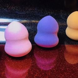 3 Beauty Blender Sponges 