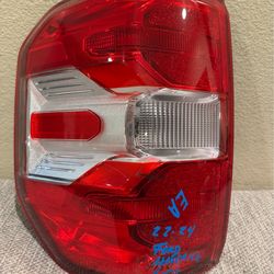 2022-2024 FORD MAVERICK TAIL LIGHT LH