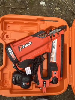 Paslode CFN325XPRO 24 7.2-Volt Lithium-Ion Battery 3-1/4 in. 30 Degree Gas Powered Cordless Strip Load Framing Nailer