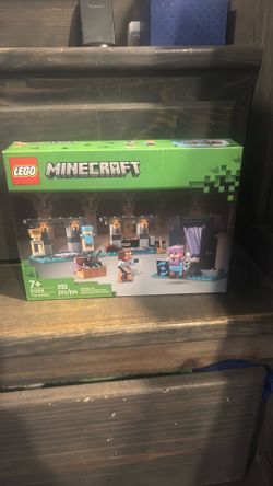 21252  Lego Minecraft, The Armory