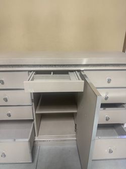 Dresser with mirror