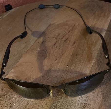 Eyeglass Holder / Necklace (2) $8.00 each *New