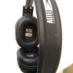 Altec Langsing Bluetooth With Charger