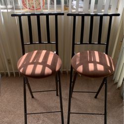 2 Chairs