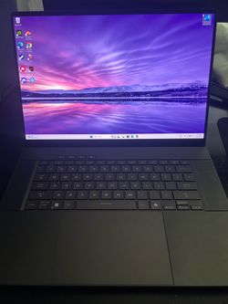 Asus G16 Zephyrus  5090 64 GB RAM