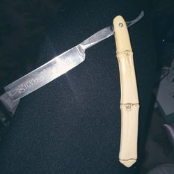 Antique Razor
