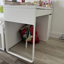 IKEA MICKE Desk – White – $35