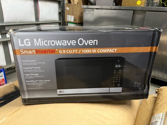 Brand new LG Microwave Oven 0.9 CU.FT. / 1000 W