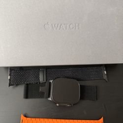 Apple Watch Ultra 2 – 49mm Titanium – Like New + 3 Bands