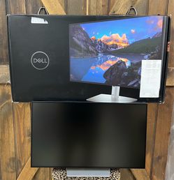 Dell Thunderbolt 27’ Ultrasharp Monitor *6365