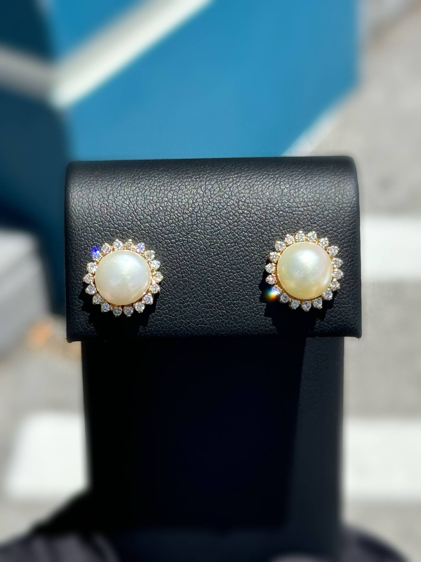 18k solid yellow gold 1CTW Natural Diamond 7CTW Pearl flower stud earrings