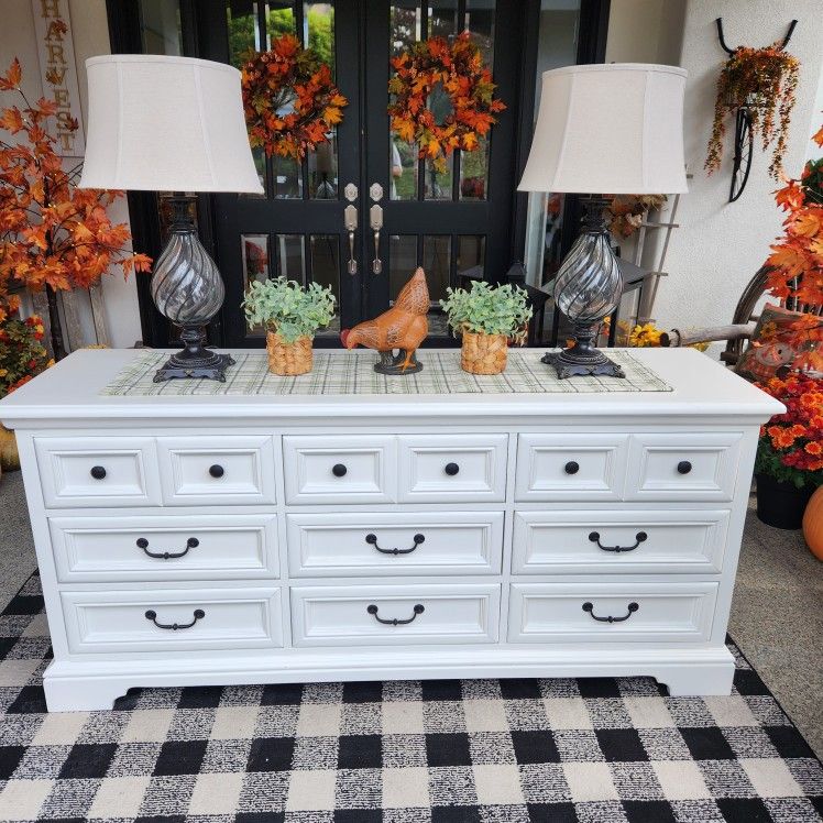 Dresser