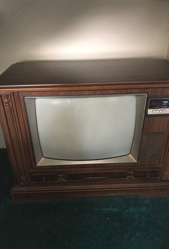 RCA XL 100 vintage TV
