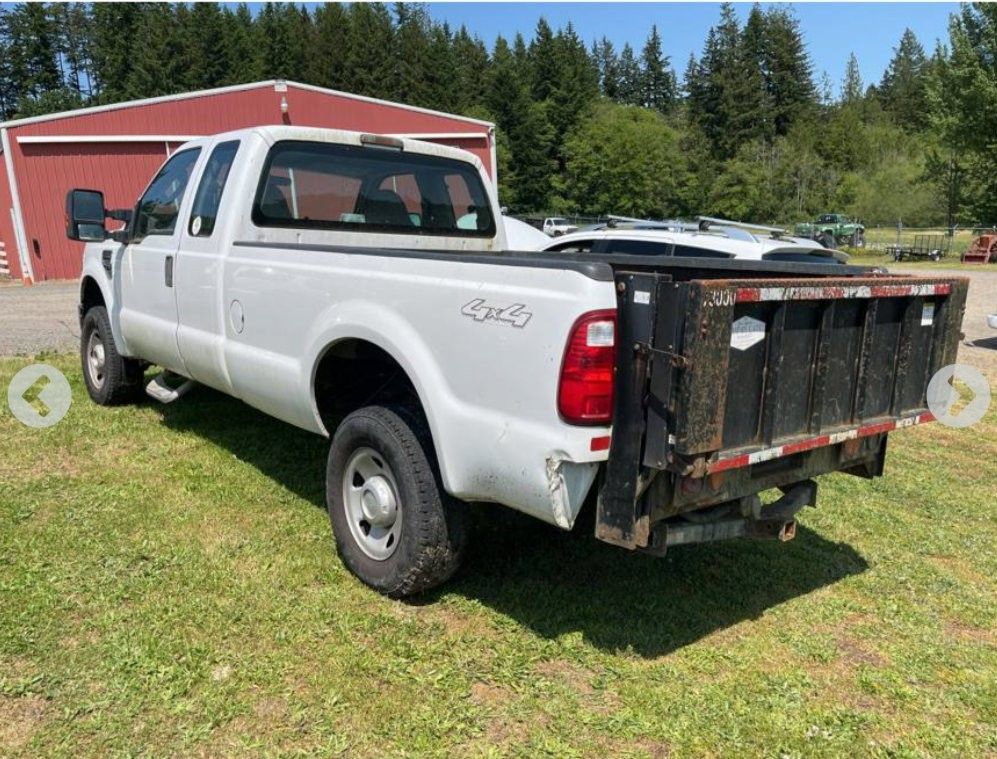 Tommy Gate Tommy Lift For A 3500 Pickup Truck