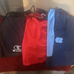 Bundle Men’s Basketball Shorts