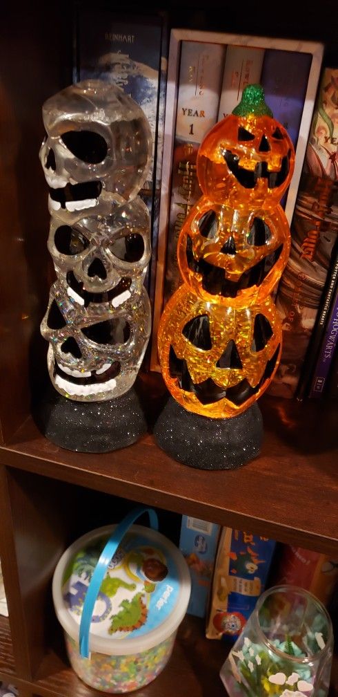Light Up Glitter Halloween Decor