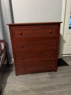 Dresser