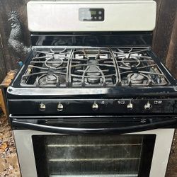 Great Working Gas Stove 