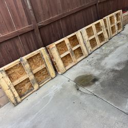Free Pallets!