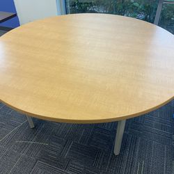 Lg Round Table 