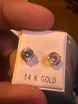 14K earrings / arretes